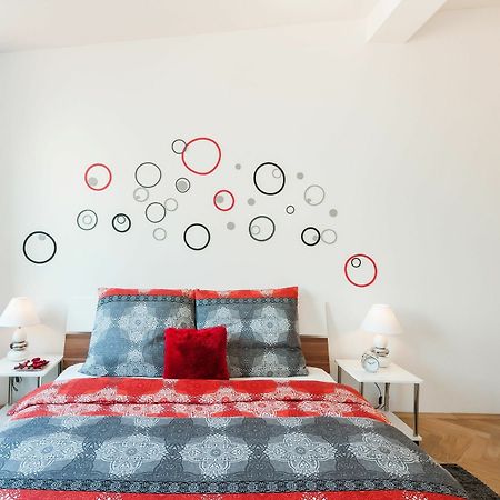 Soukenicka Apartments Прага Экстерьер фото