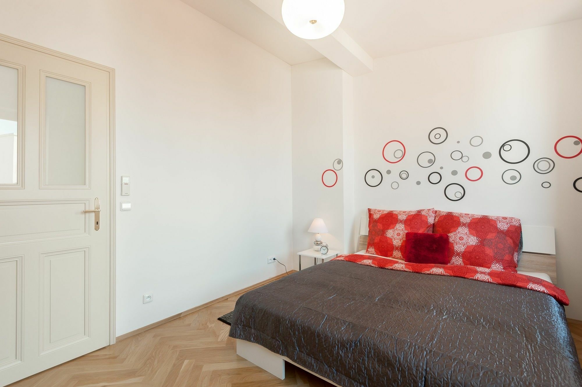 Soukenicka Apartments Прага Экстерьер фото